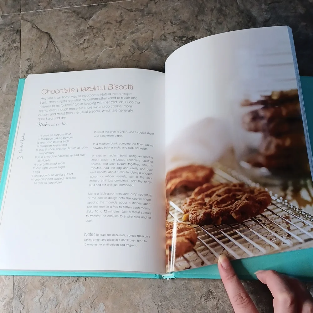 Giada's Kitchen Cookbook Hardback
